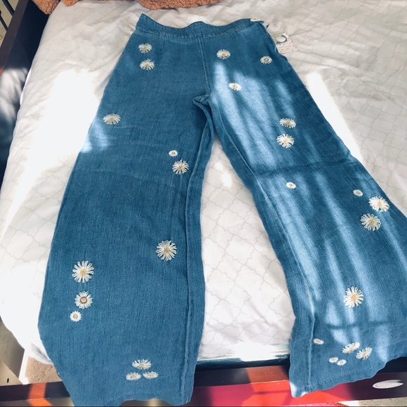 SOLD Free People Daisy Fields Jeans - Picture 6 of 6